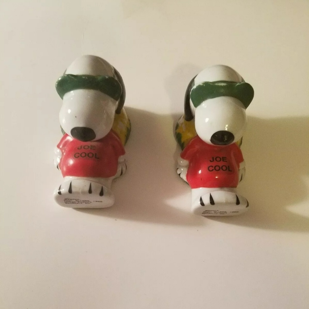 2 VINTAGE Snoopy "Joe Cool" Paperweights. Schulz.